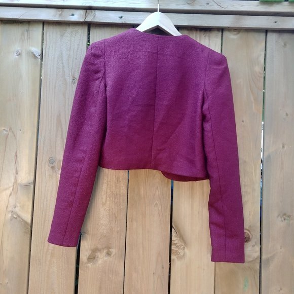 CLEARANCE Kimchi Blue Cropped Blazer Size S - Picture 2 of 3